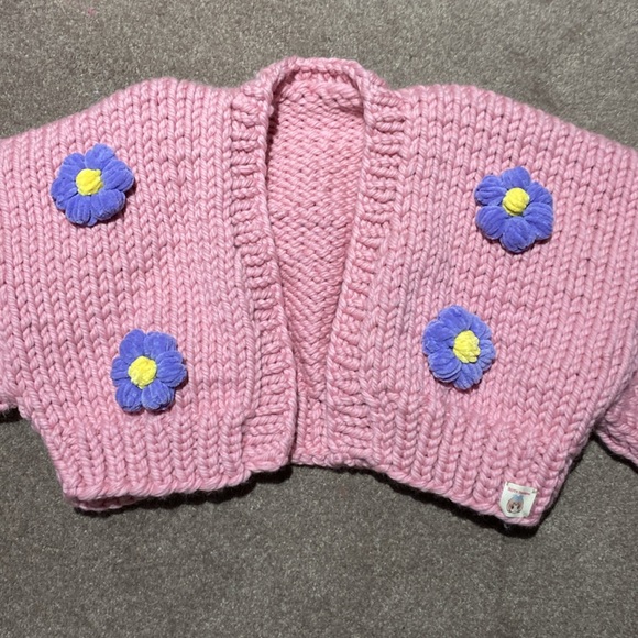 Chunky Knit Light Pink Daisy Cardigan - Picture 2 of 5